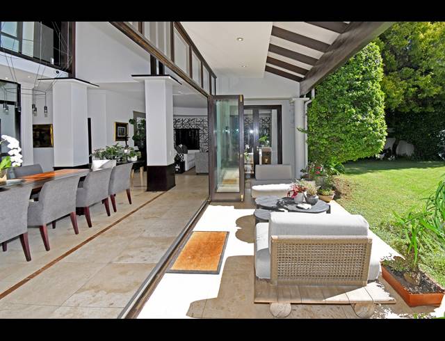 4 BEDROOM HOUSE FOR SALE IN HOUGHTON ESTATE